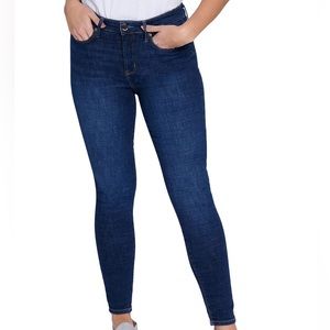NWOT Seven7 Women’s Tummyless High Rise Skinny Jeans Size 16